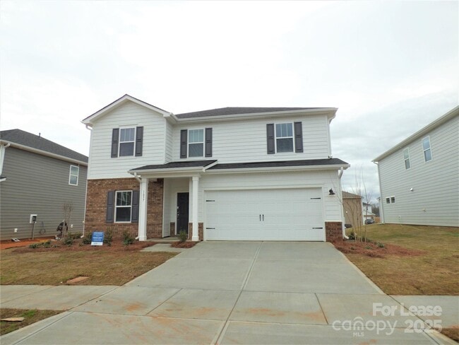 Building Photo - 1057 Red Apple St