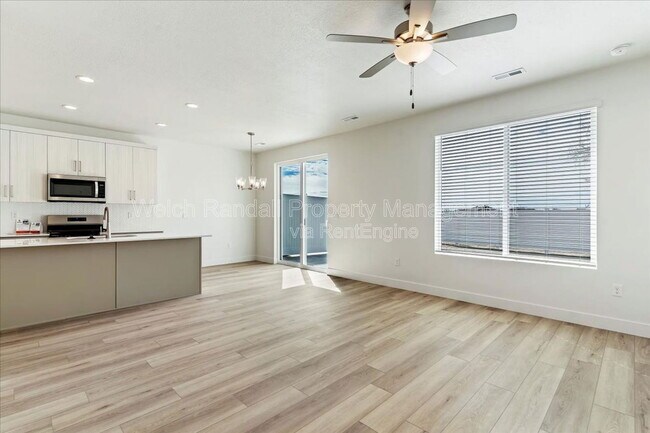 Foto del edificio - 3669 S 4625 W