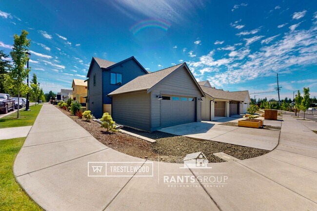 Building Photo - Brand New! Modern Home in Trestlewood – Wh...