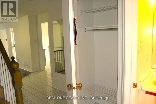 Photo du bâtiment - 2550 Thomas St