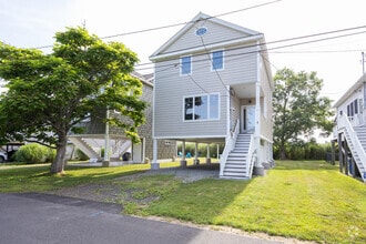Building Photo - 7 Saye St