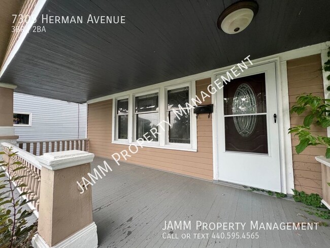 Building Photo - 3-Bedroom Single Family Home Near Edgewate...
