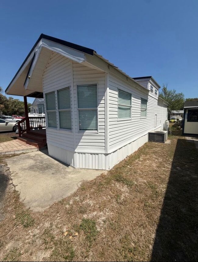 Building Photo - 5400 Little River Neck Rd