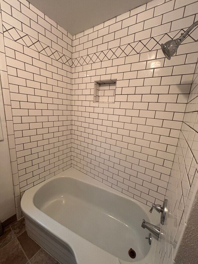 Foto del edificio - South Corvallis 2 Bedroom Home with Fenced Yard!