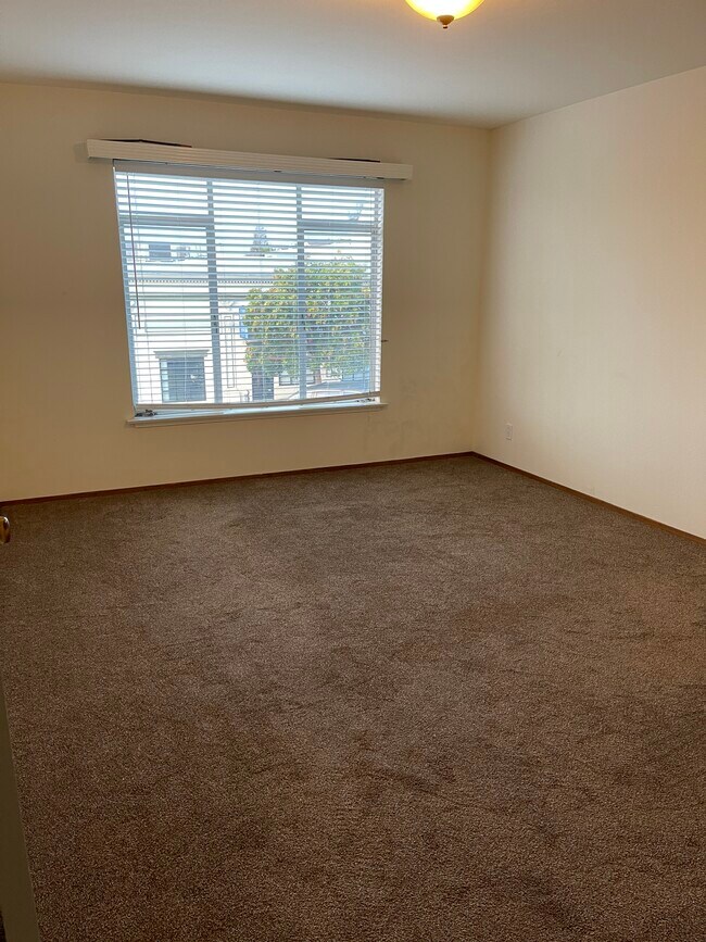 Bedroom - 1800 20th Ave