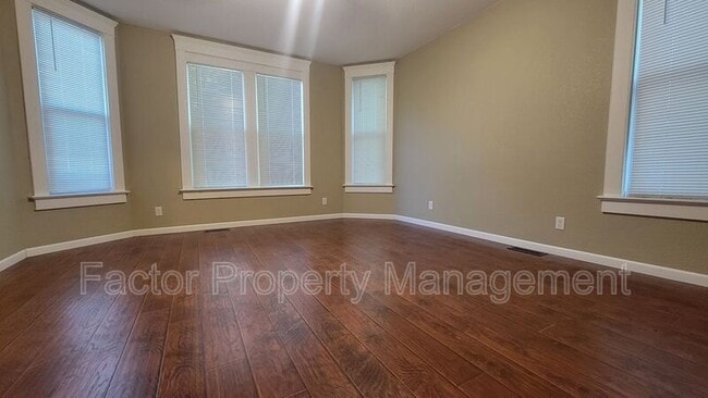 Foto del edificio - 730 N Broad St