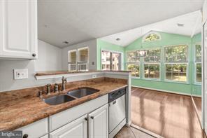 Foto del edificio - 8009 Township Dr