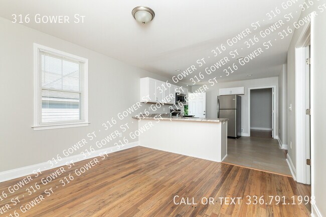 Photo - 316 Gower St House