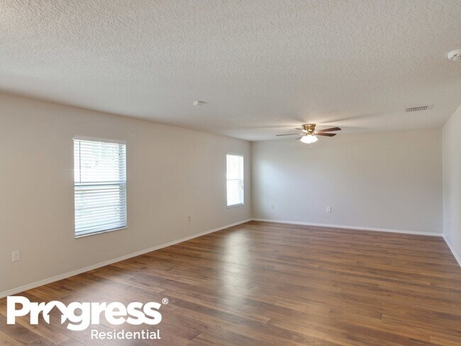 Foto del edificio - 1767 College Park Dr