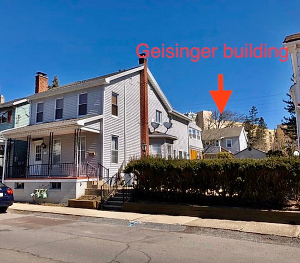 Building Photo - 982 Cherry St
