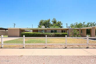Building Photo - 4635 N 11th Pl