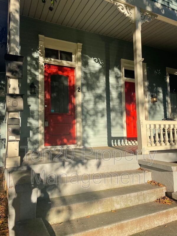 Foto del edificio - 811 3rd Ave