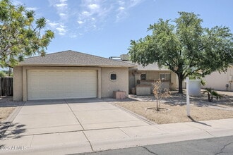 Building Photo - 7707 S Kenwood Ln