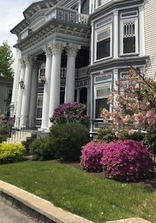 Building Photo - 488 Hanover St