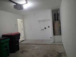 Building Photo - 6906 Lost Timber Ln