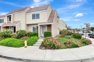 Building Photo - 23 Meadowgrass
