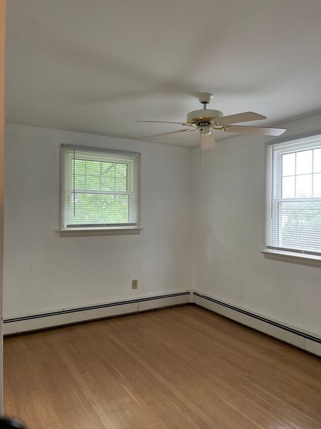 Foto del edificio - Duplex 3 bedroom apartment in Spring Garde...