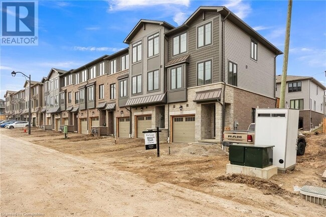 Building Photo - 10 Birmingham Dr