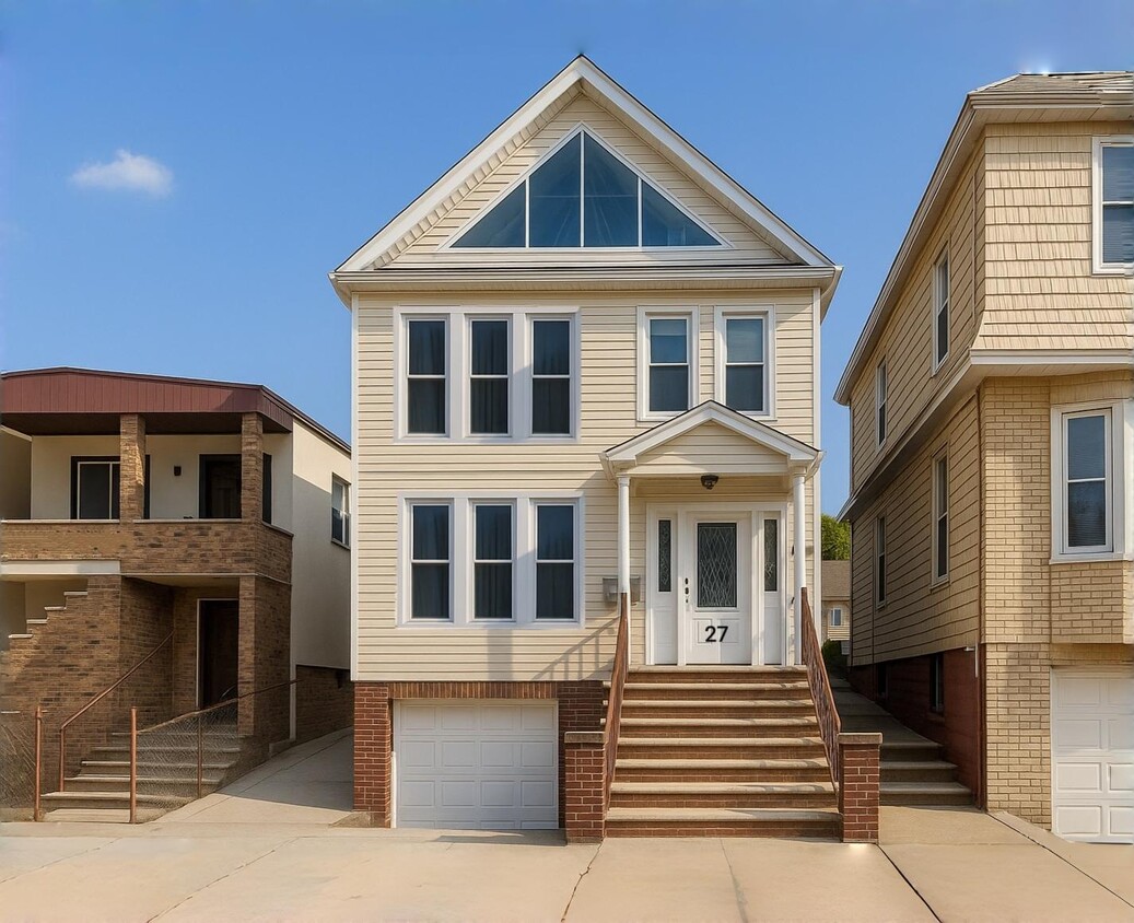 Photo - 27 Washington Pky (Bayonne, NJ)