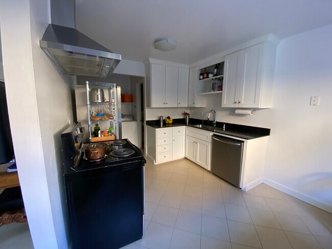 All-Electric Kitchen - 223 Arriba Dr