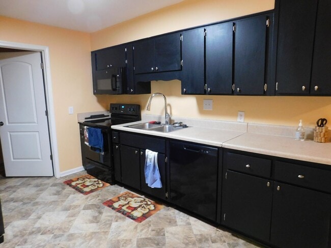 Foto del edificio - 22580 Hoyle Cir