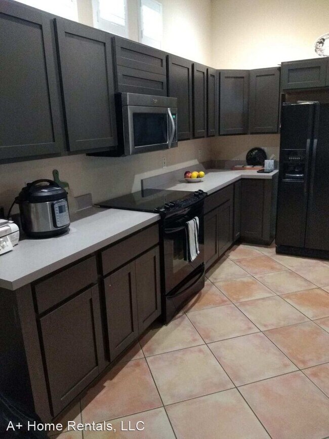 Foto del edificio - 3 br, 2 bath House - 834 Lake Evalyn Dr