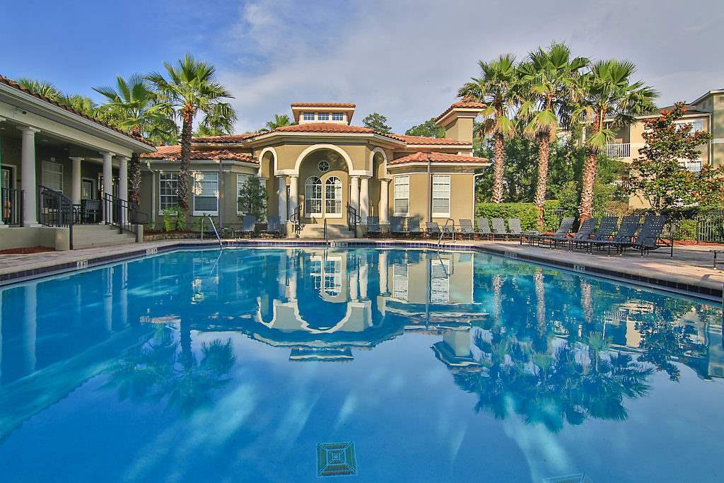 Foto principal - 420 S Villa San Marco Dr