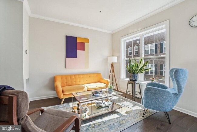 Foto del edificio - 4749 Cherokee St