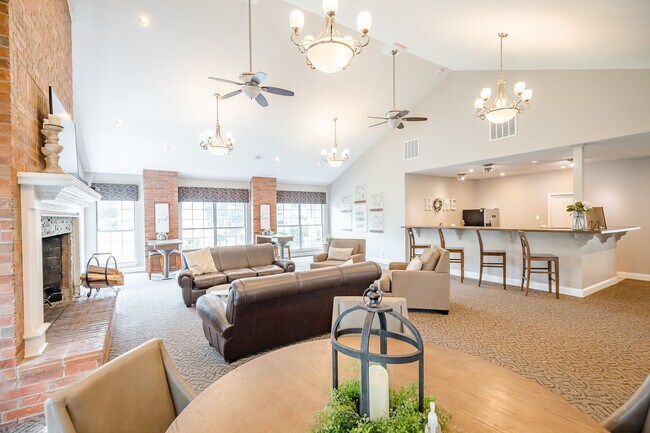 Foto del edificio - 1128 Johnson Dr