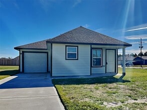 Building Photo - 18 Rd 5117