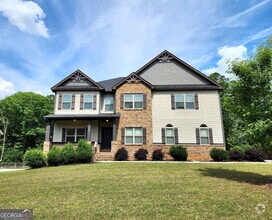 Building Photo - 525 Twelve Oaks Dr