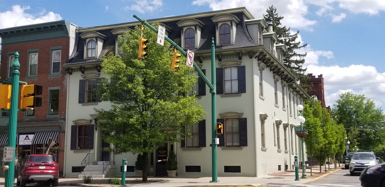 Primary Photo - 339 Market St