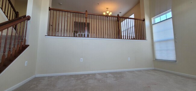 Building Photo - BEAUTIFUL CONDO TOWNHOUSE IN CENTREVILLE -...
