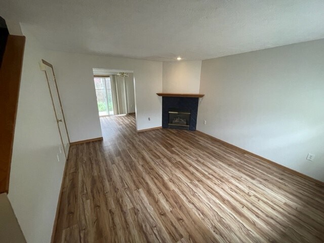 Foto del edificio - 410 W Todd Cir