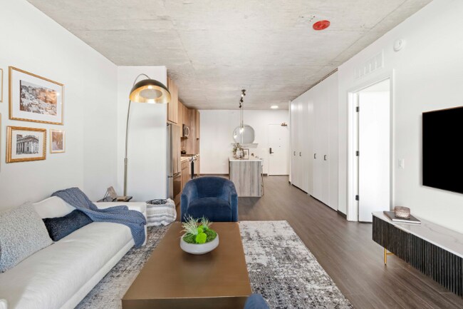 Foto del edificio - 150 N Ashland Ave