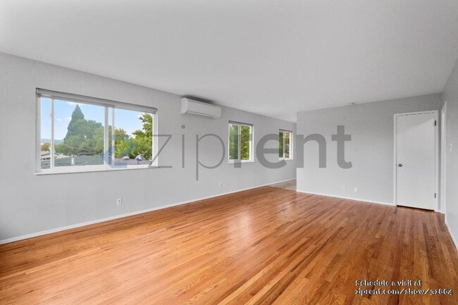Building Photo - 325 Sherman St