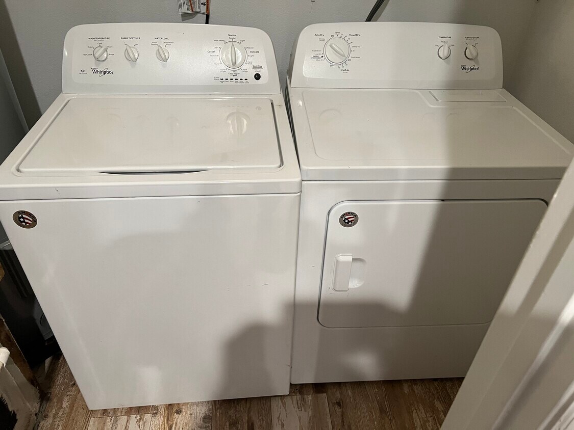 Washer and dryer - 2130 Forest Knoll Dr NE