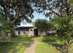 Building Photo - 7507 Lacy Hill Dr