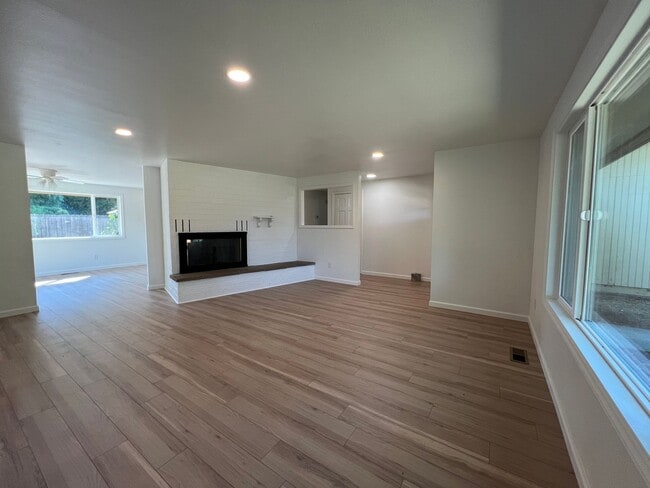 Building Photo - Newly renovated three bedroom home | Avail...