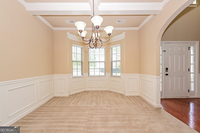 Building Photo - 9105 Overlook Dr