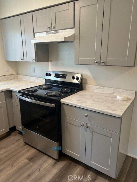 Foto del edificio - 51099 Eisenhower Dr