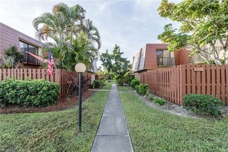 Building Photo - 1520 Park Meadows Dr