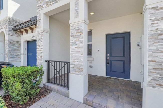 Building Photo - 12910 NW 23rd Pl