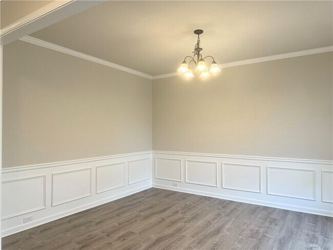 Foto del edificio - 2887 Regal Park Ct