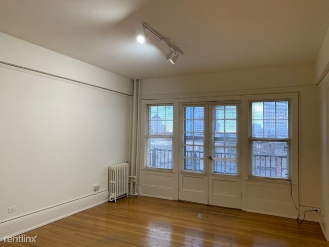 Building Photo - 2 br, 1 bath Apartment - 709 E Juneau