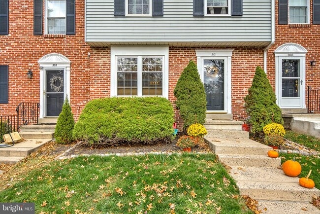 Foto del edificio - 301 Cherokee Cir