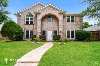Building Photo - 2506 Chene Dr
