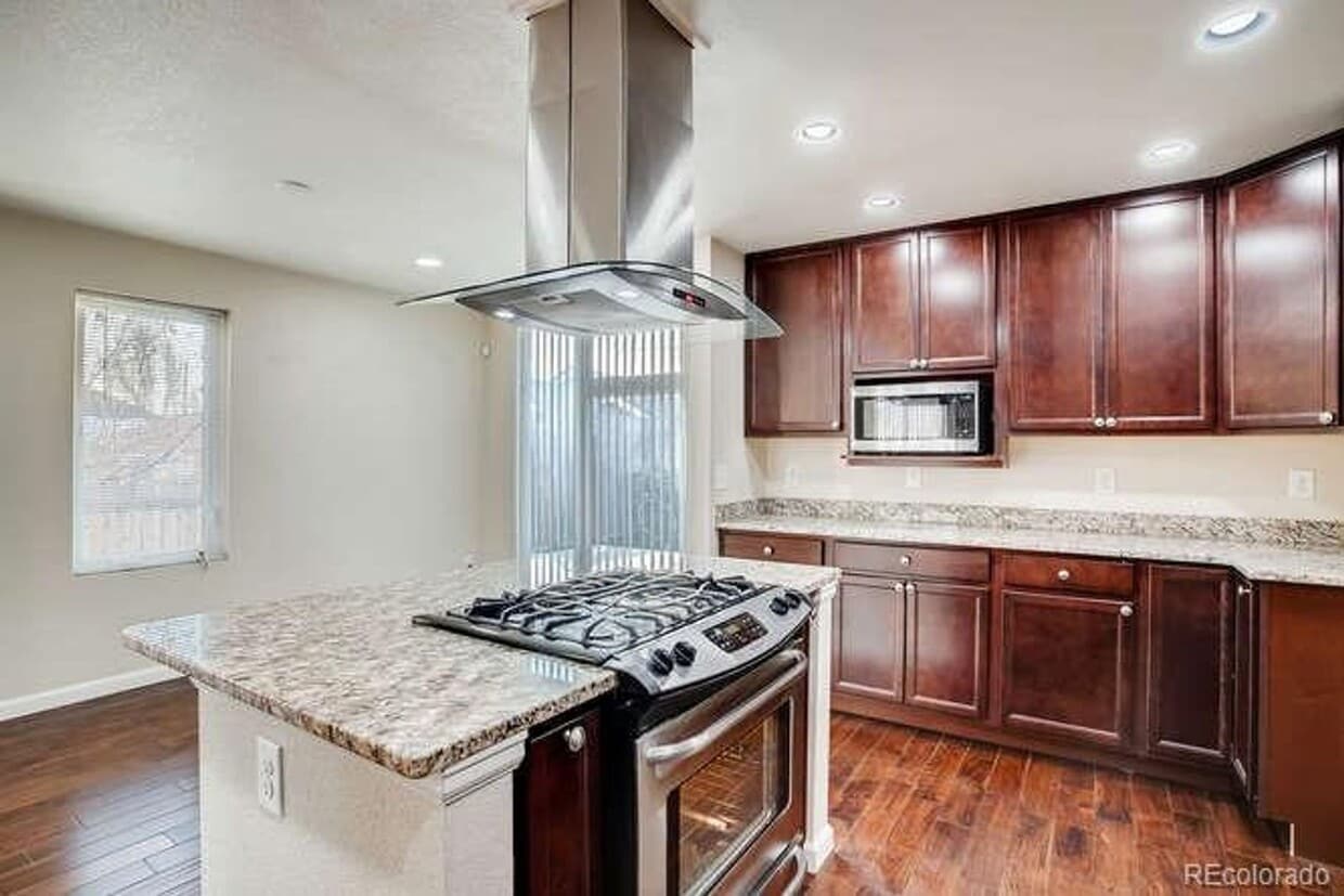 Updated Contemporary Designed Home! Great ... - Updated Contemporary Designed Home! Great ...