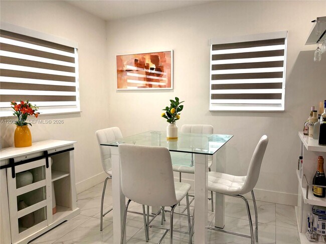 Foto del edificio - 6515 SW 20th Ct