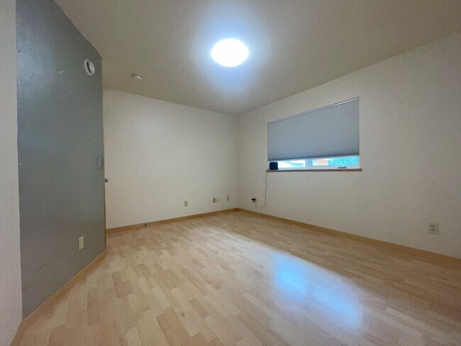 Foto del edificio - Beautiful 2-bedroom 1.5-bathroom home